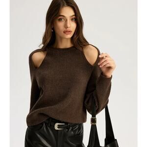 Commense Cut-out Ribbed Knit Sweater